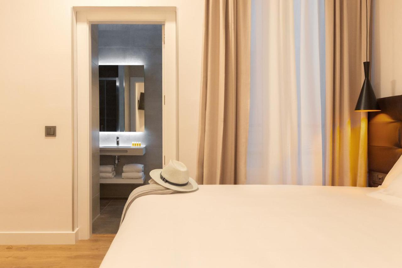 Woohoo Rooms Fuencarral Madrid Esterno foto
