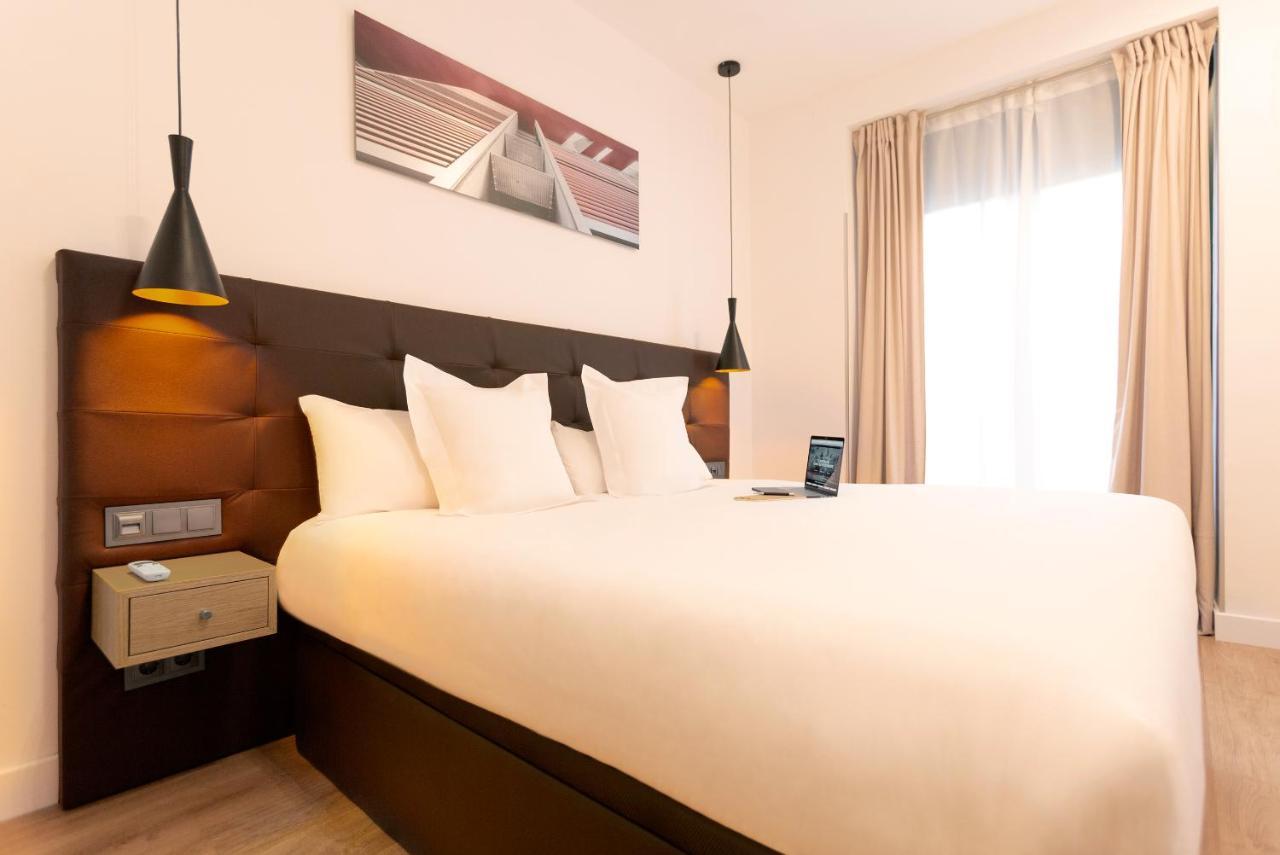 Woohoo Rooms Fuencarral Madrid Esterno foto