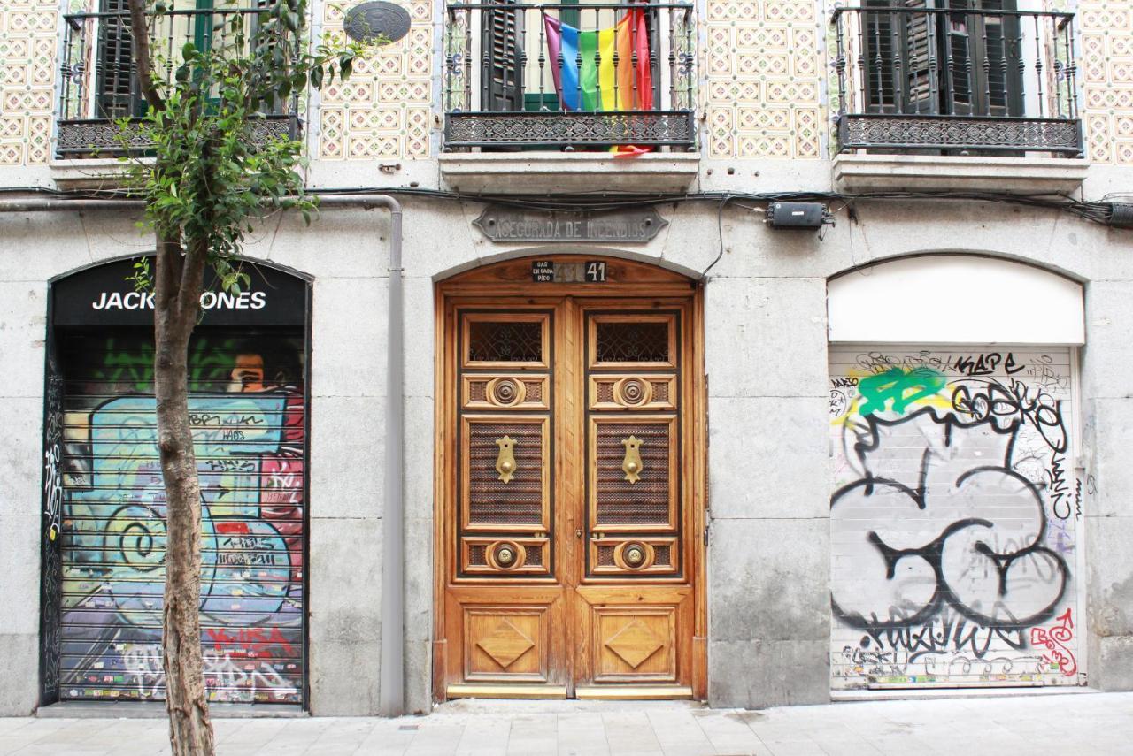 Woohoo Rooms Fuencarral Madrid Esterno foto